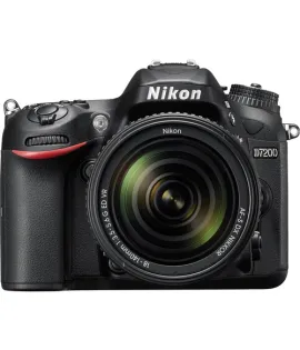 Nikon D7200 DSLR Camera with 18-140mm Lens